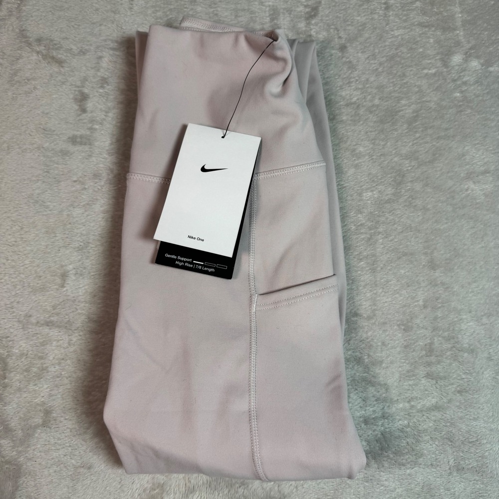 NWT Nike One Dri-FIT Womens High Rise 7/8 Length Leggings XS Pink